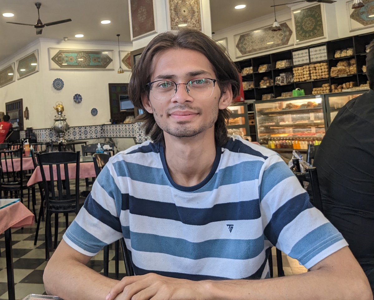 Portrait of Anuj Tambe